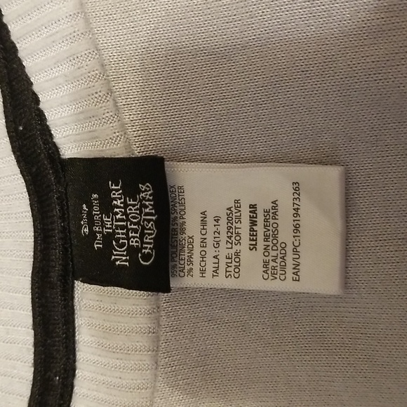 Disney The Nightmare Before Christmas Pajama Set - Picture 5 of 10